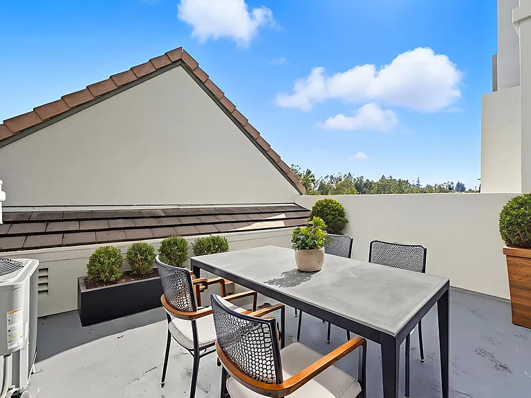 Stevens Creek Villas — Photo 70