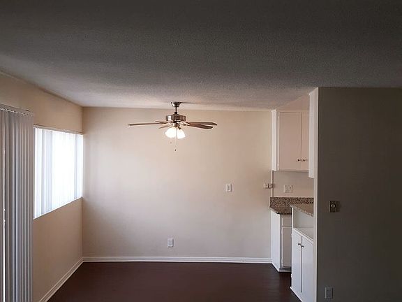 3rd image of 17950 Burbank Blvd #29
