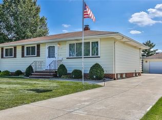 11715 Ronald Dr, Parma, OH