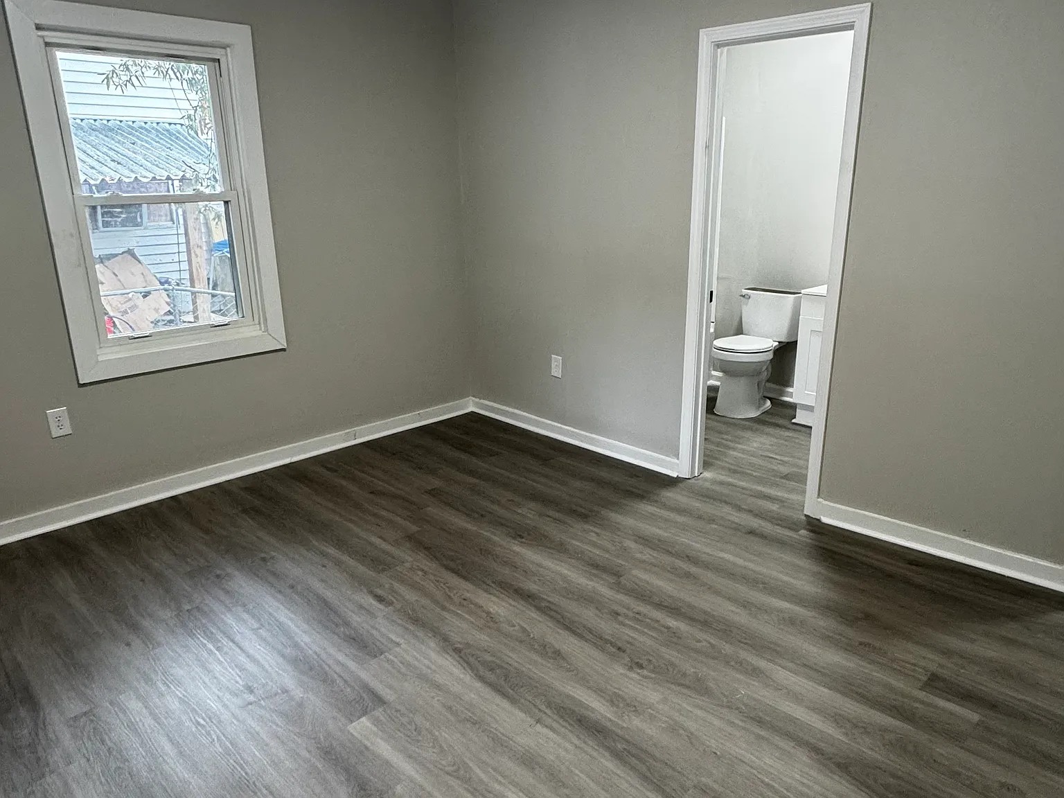 4 bed, 1500 sqft, $1,800 — Photo 2