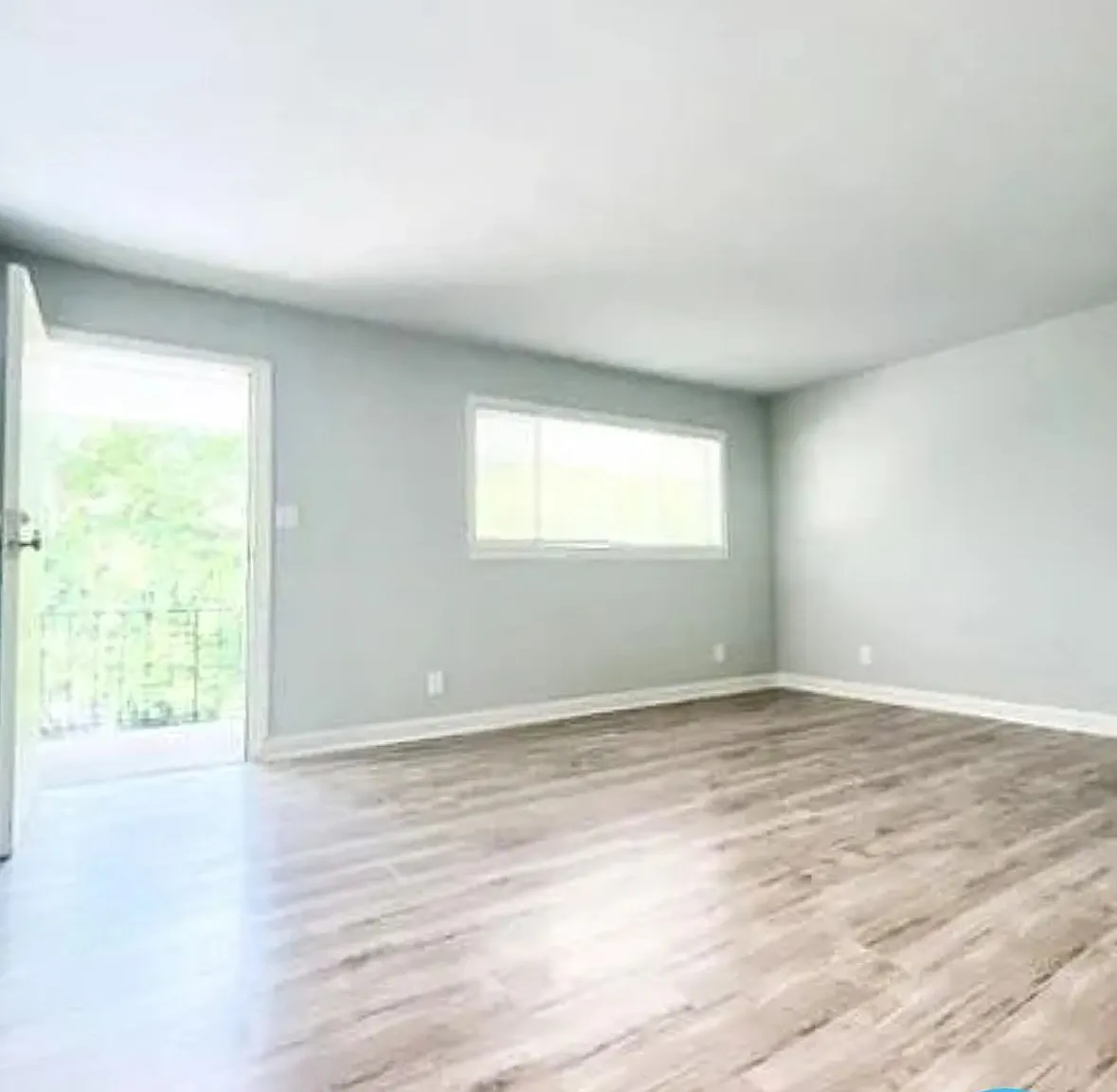 1111 W Academy St — Photo 4