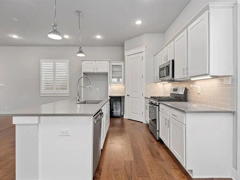 909 Oak St #C — Photo 14
