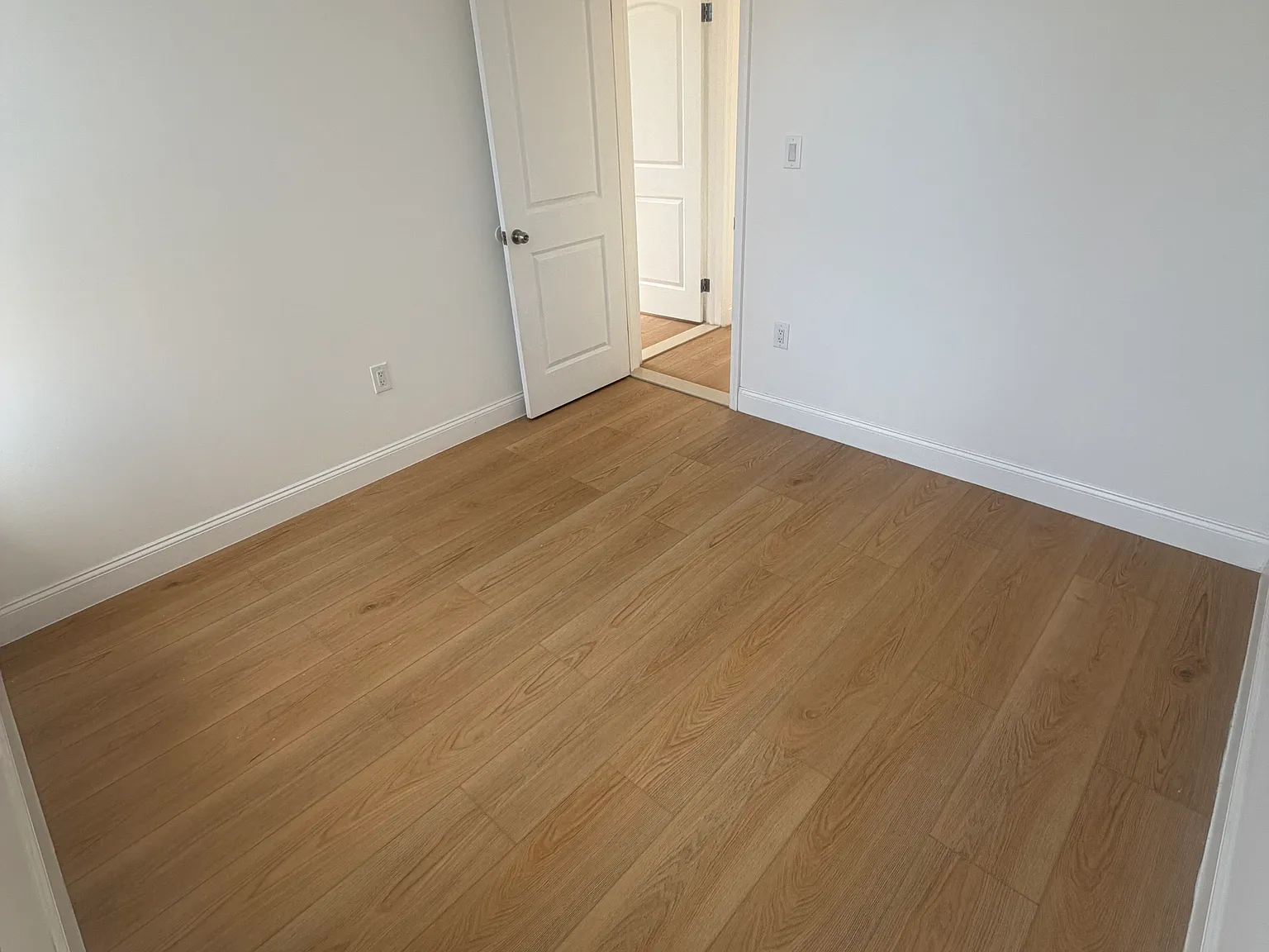3 bed, $3,200 — Photo 4