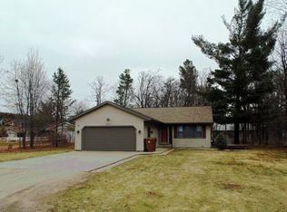 3275 Howard Ave, Stevens Point, WI 54481