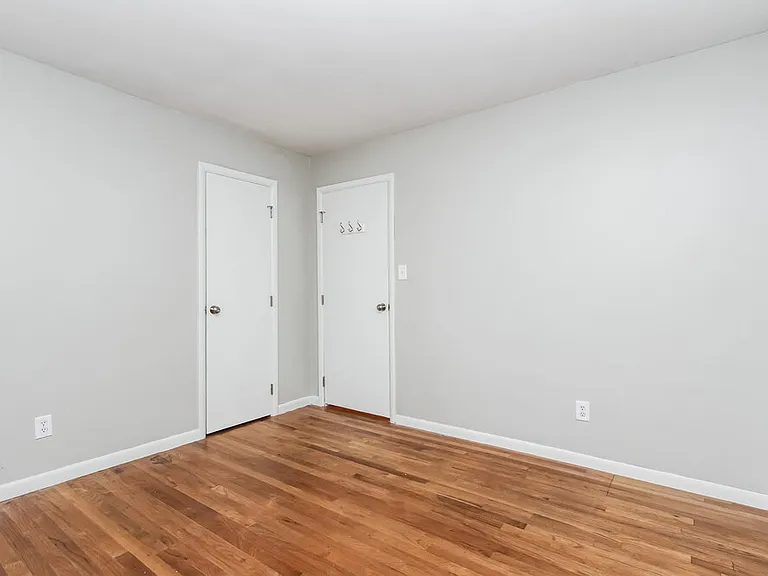 7605 Kimberly Dr — Photo 13