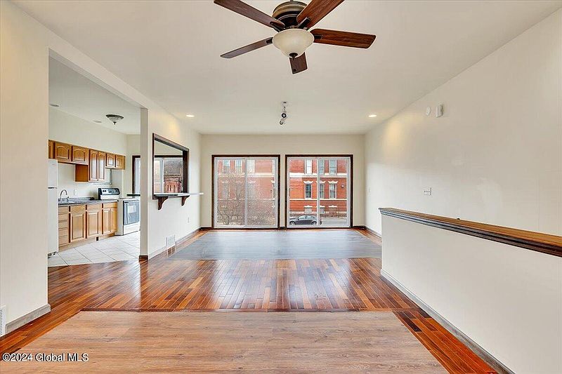4th image of 220-222 2nd Street Street