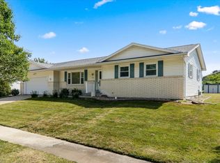 1202 N Oak St, Normal, IL 61761