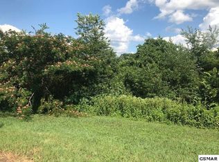 1179 Saint Ives Dr, Sevierville, TN 37862