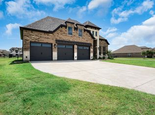 704 Proverbs Ct, Heath, TX 75032