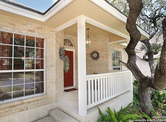 3rd image of 9015 Parkland Dr
