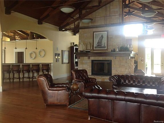 Boathouse/Clubhouse