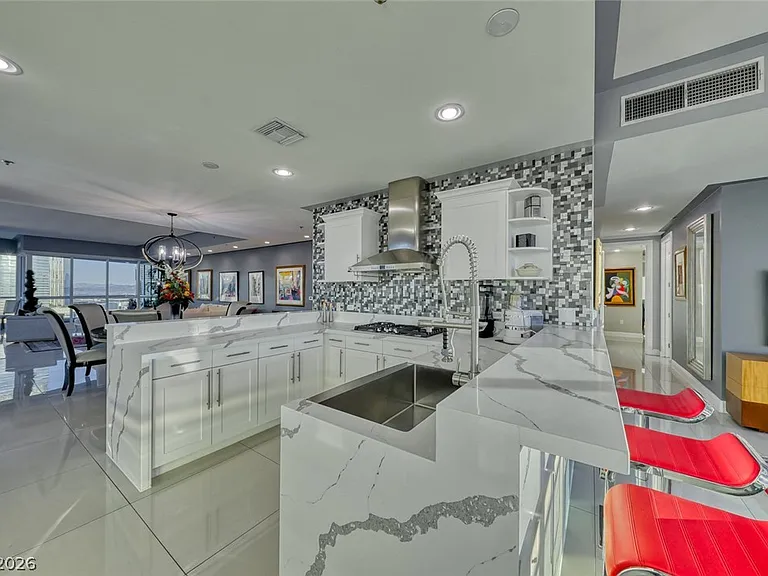 4575 Dean Martin Dr #1912 — Photo 10