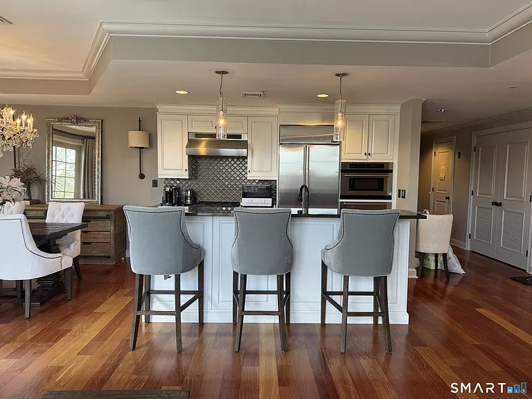 85 Memorial Rd #201 — Photo 14