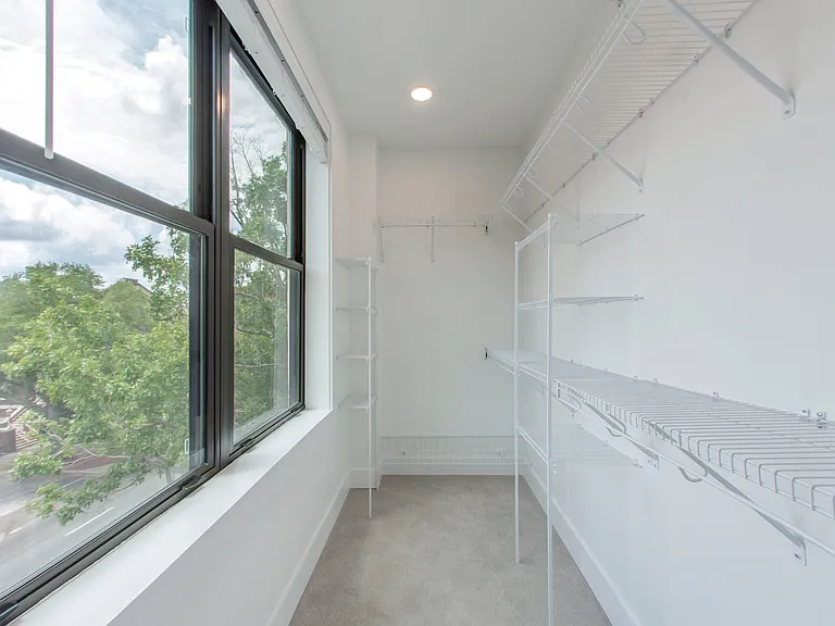 410 W University Ave #403 — Photo 12