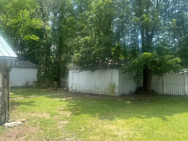 804 Market St — Photo 6