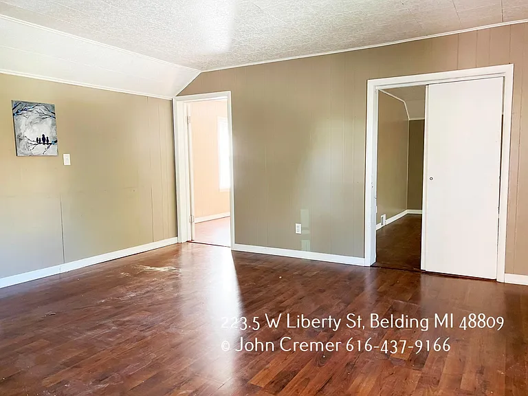 223 W Liberty St #223.5 — Photo 8