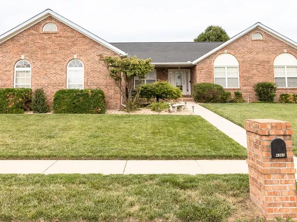 4367 Redfield Dr, Swansea, IL 62226