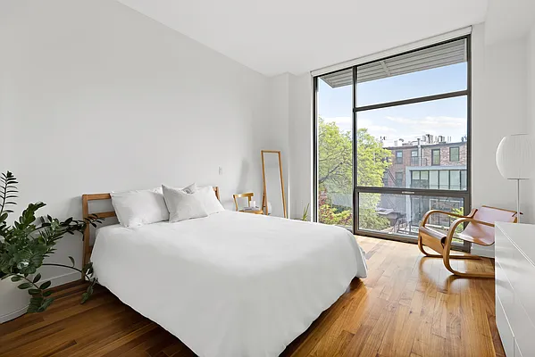 Sold by Compass | media 23