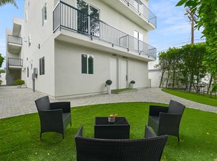 4443 1/2 Auckland Ave, North Hollywood, CA 91602