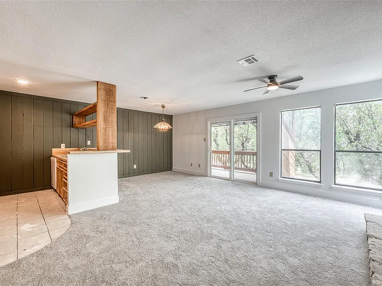 901 Cheyenne #C — Photo 6