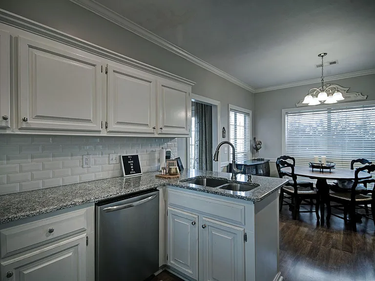 115 Windsor Hills Dr — Photo 12