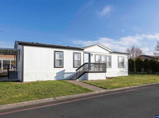 911 York St #82, Aumsville, OR 97325