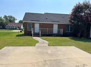1325 Montego Ct, Albany, GA 31705