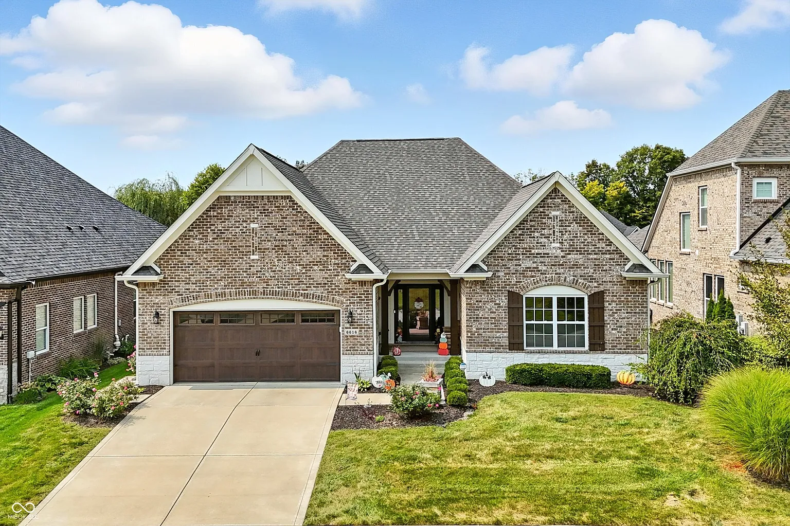 6616 Stonepointe Way photo 1