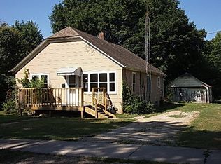 415 Dayton St, Sandwich, IL 60548