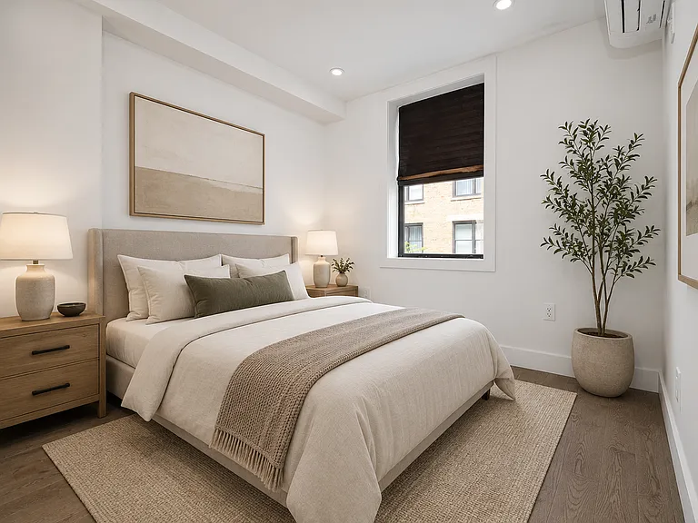 241 W 75th St #13 — Photo 2