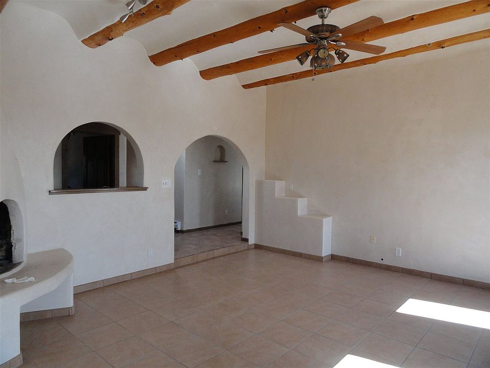 1st image of 18 Calle De Los Cerros