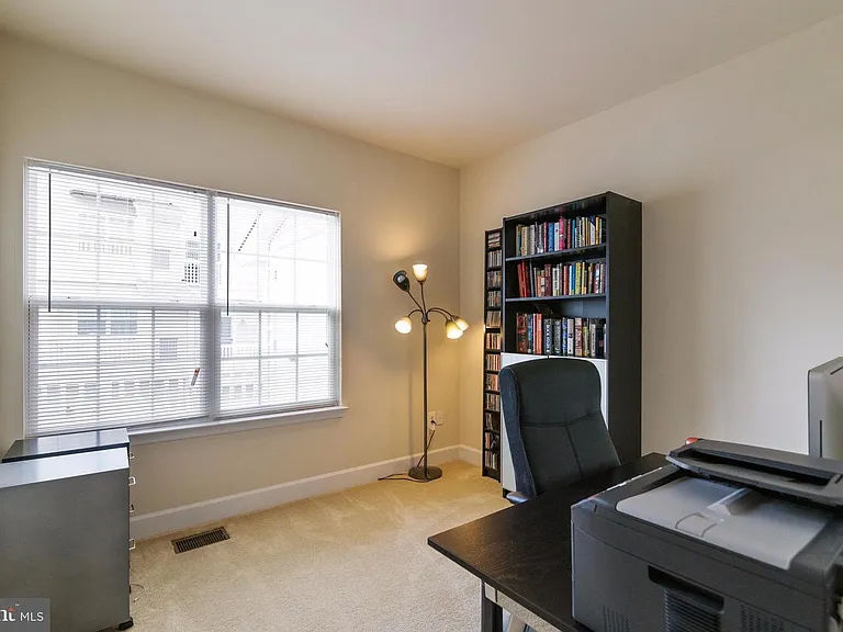 13528 Waterford Hills Blvd — Photo 22
