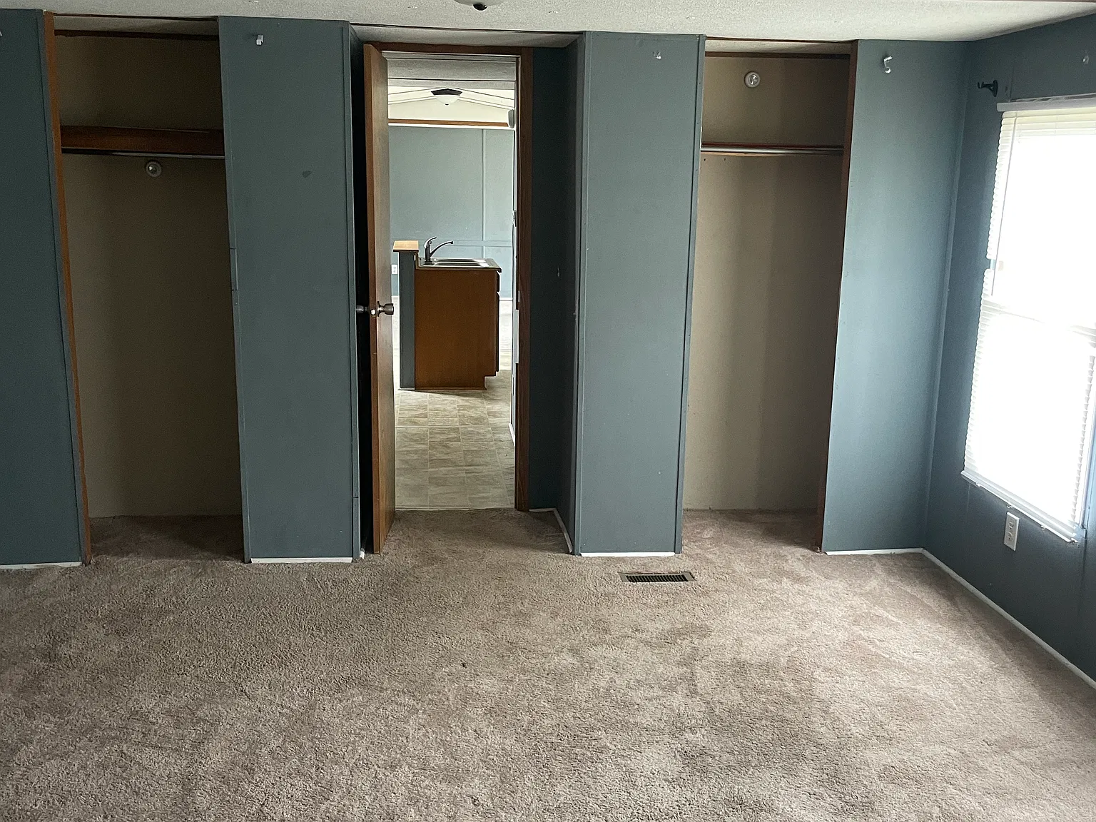 3 bed, $950 — Photo 3