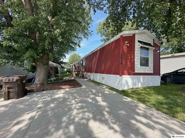 3619 NW Quincy Ct #184, Lincoln, NE 68521