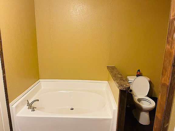 3rd image of 2101 N County Road 1135