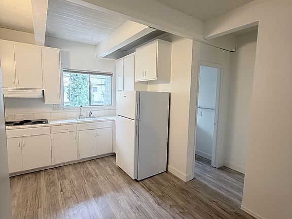 3rd image of 7221 Bark Ln #10