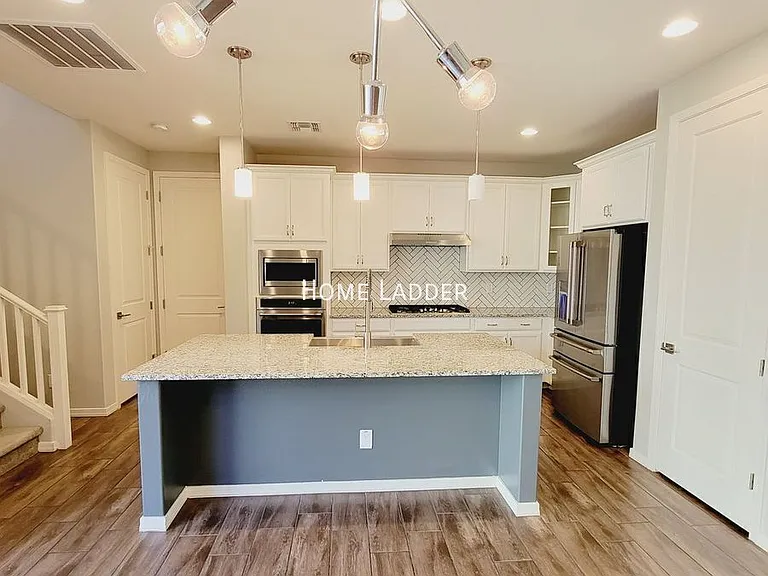 4333 E Dennisport Ave — Photo 6