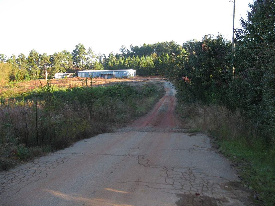 2nd image of 609 Shiloh Rd