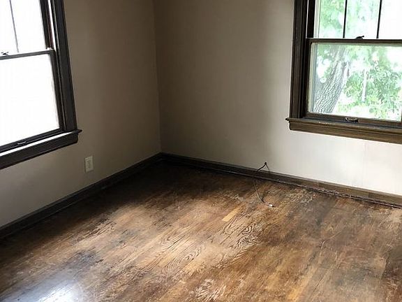 3rd image of 5068 W 15th St