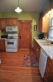 3rd image of 2668 Sewell St