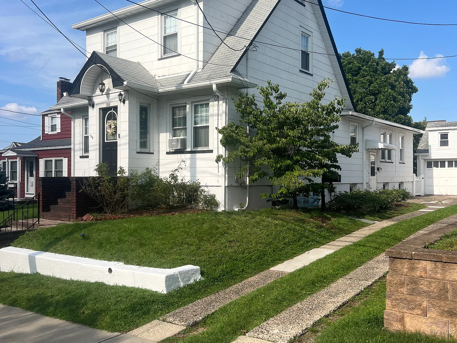 2 bed, $1,950 — Photo 1