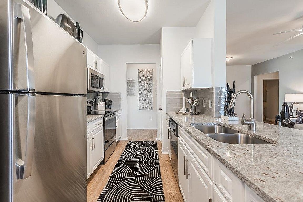 Elevated Style, Everyday Comfort