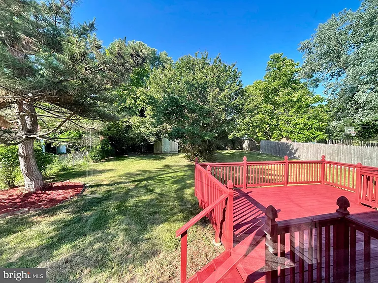 19 Hickory Ln — Photo 23