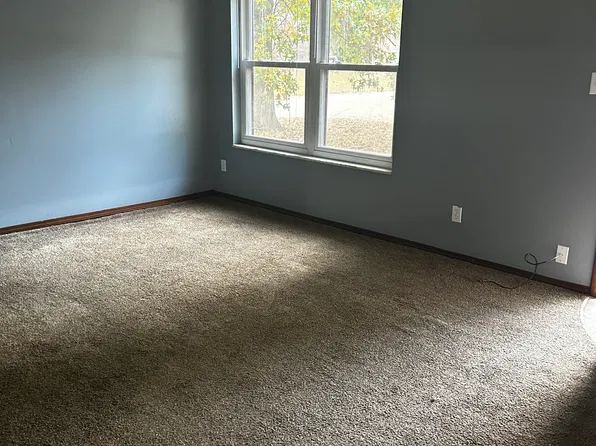 610 Boxwood Dr APT 11, Cape Girardeau, MO 63701