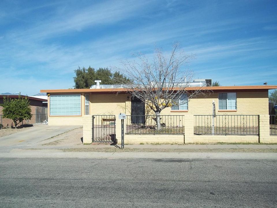 1st image of 1739 E Calle Muleta