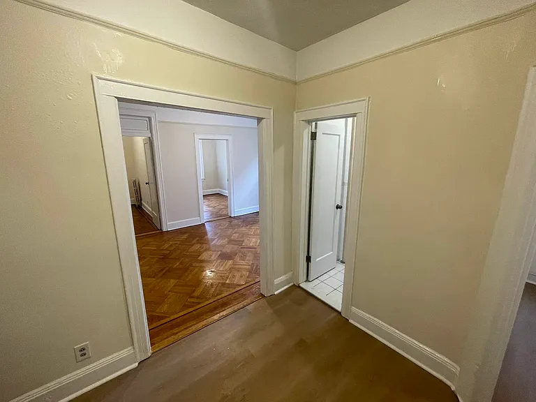 30-58 14th St #2F — Photo 8