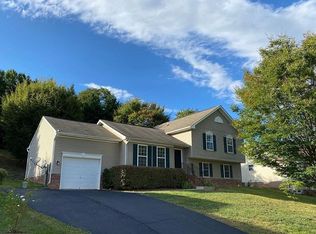 252 Talisman Dr, Martinsburg, WV 25403