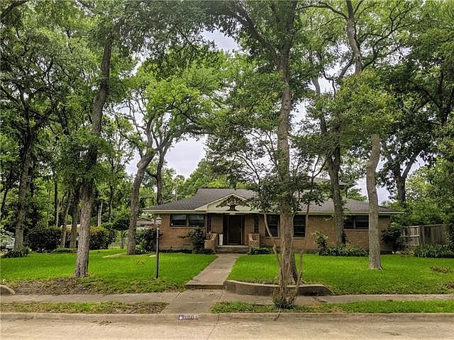 1st image of 3205 Prescott Dr