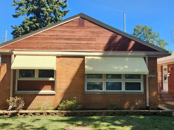 9251 Latrobe Ave, Skokie, IL 60077