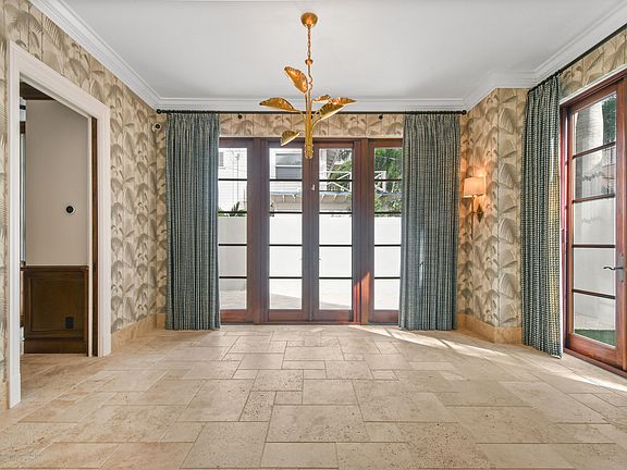 2nd image of 133 Hammon Ave #5